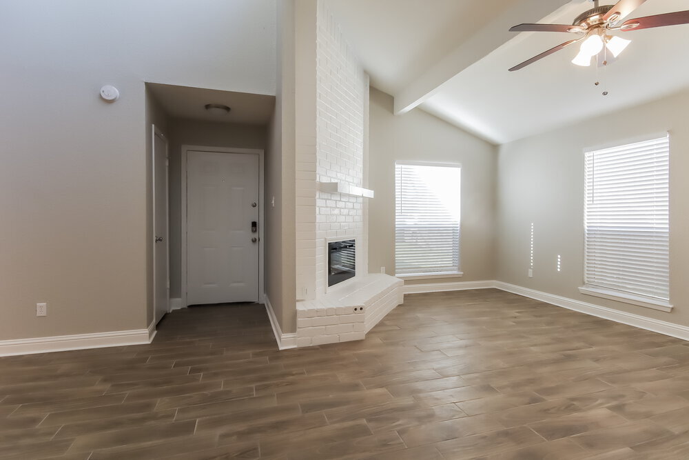 Building Photo - 4167 Amir St