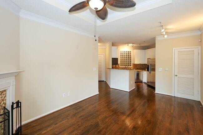 Building Photo - Villa Sonoma Brookhaven