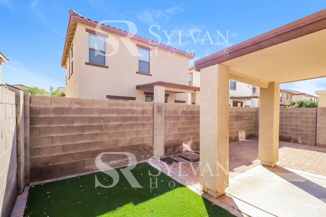 Building Photo - Coming HOME never felt so good!