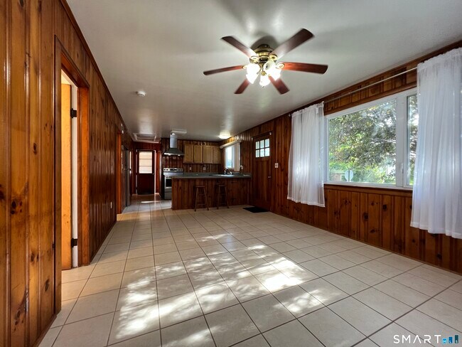 Building Photo - 34 Corsino Ave