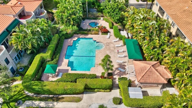 Building Photo - 22799 Trelawny Ter