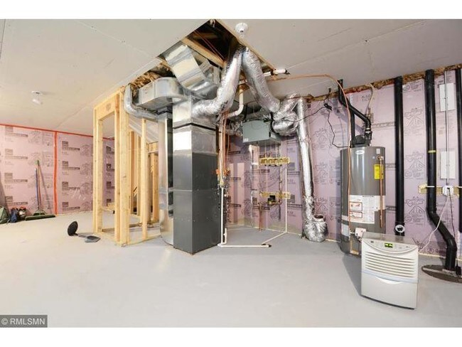 Building Photo - 3221 42nd Ave S