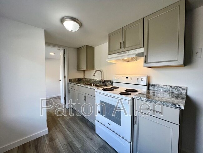 Building Photo - 239 Cedar Hill Rd