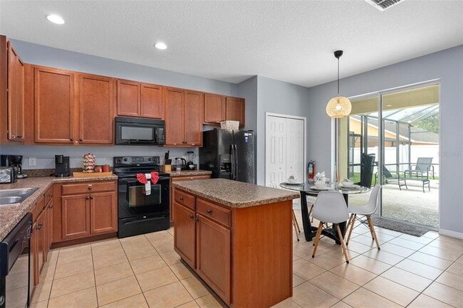 Building Photo - 2547 Dharma Cir