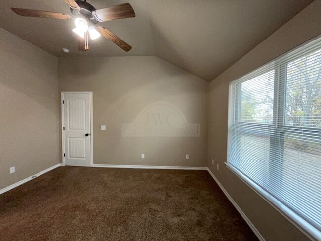 Building Photo - 203 Sladecek Dr