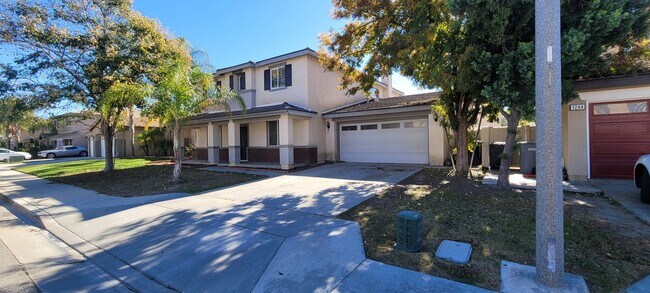 Building Photo - 1262 Garrett Way