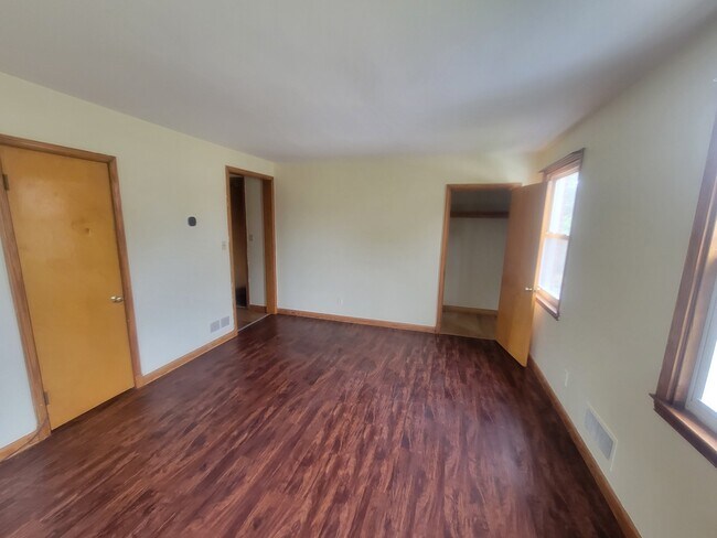 Building Photo - 6807 Fairdel Ave