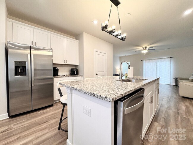 Building Photo - 4513 Millennium Ave