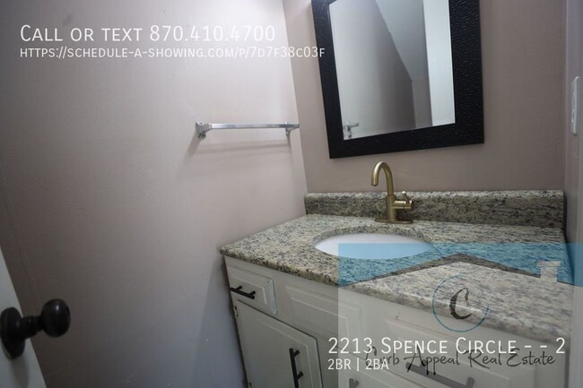 Building Photo - 2213 Spence Cir