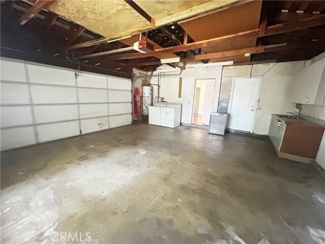 Building Photo - 7845 Sedan Ave