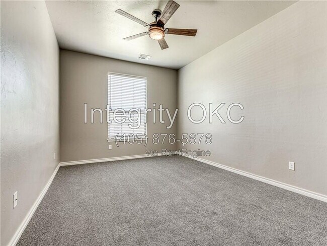Building Photo - 16012 Redstem Wy