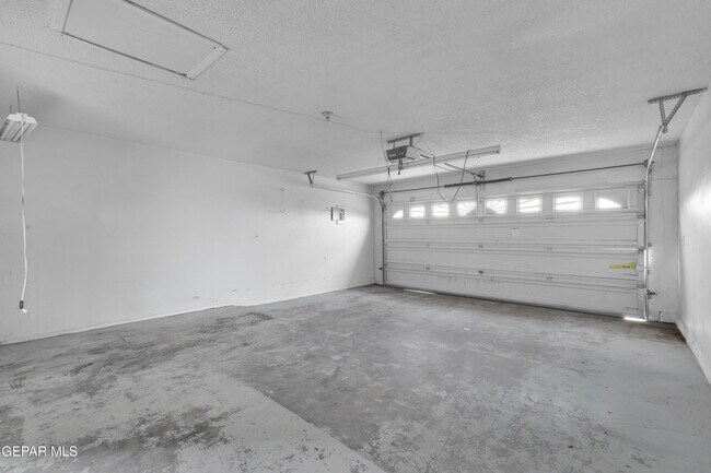 Building Photo - 1529 Babe Hiskey Ln