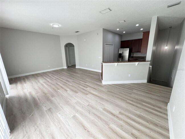 Building Photo - 10703 Yellow Tiger Lily Dr