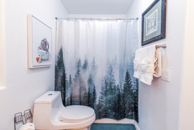 Building Photo - 1550 N Desert Willow St