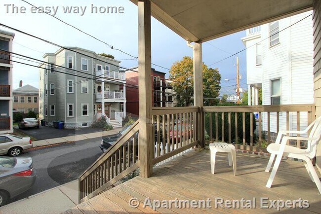 Building Photo - 25 Belknap St