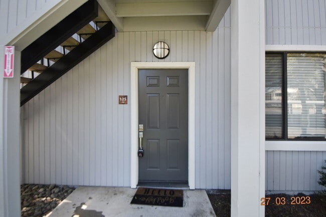 Building Photo - Beautiful and Quiet Gated Community steps from the Marina!