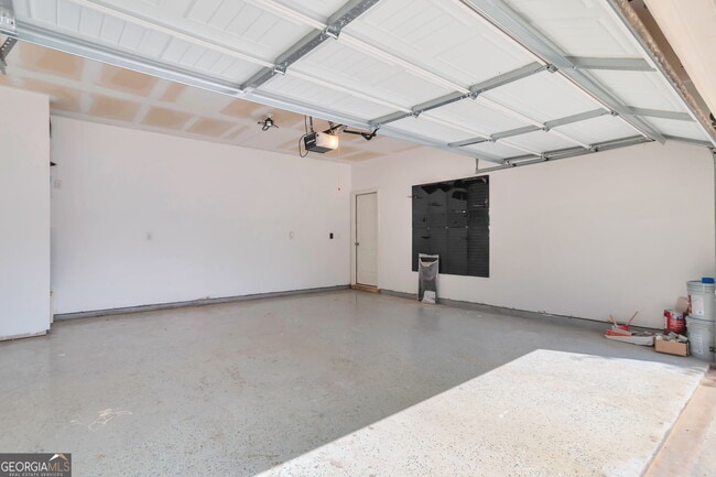 Building Photo - 4098 Clay Ct SE