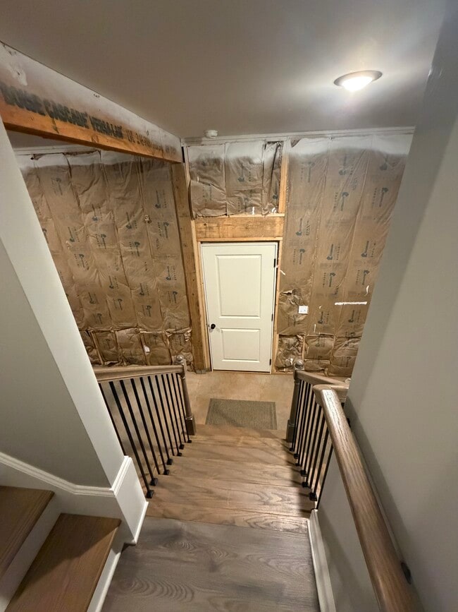 Building Photo - 955 Oakwood Estates Dr