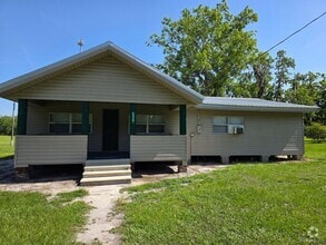 Building Photo - 6539 SE County Rd 18