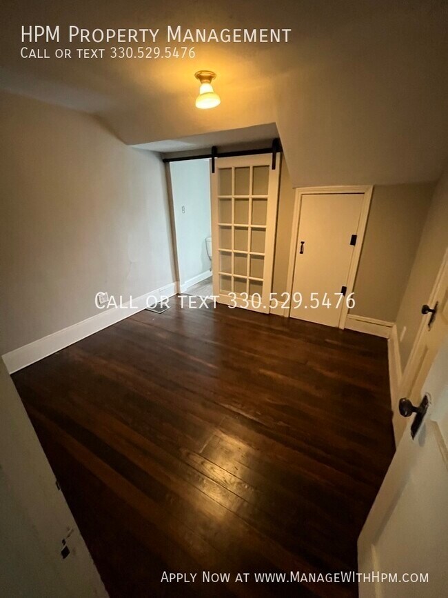Building Photo - 59 S Highland-3