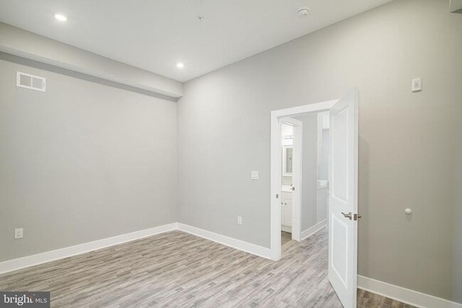 Building Photo - 1443 N 8th St