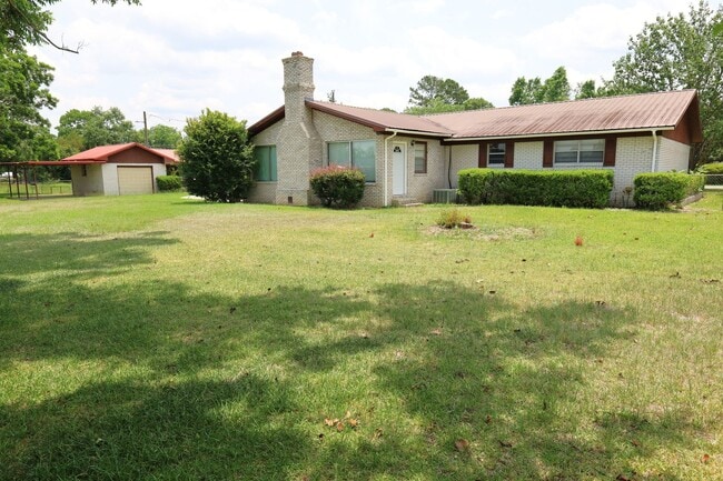 Building Photo - 3101 Wallace Dr