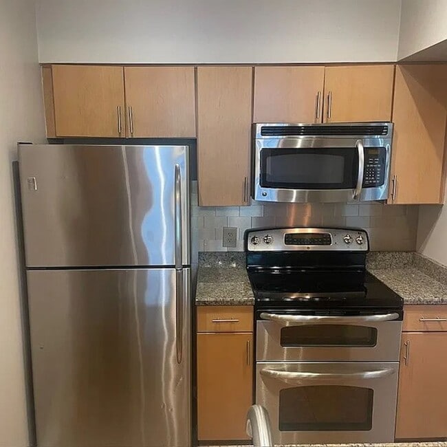 Building Photo - Wonderful 1 BR/1BA unit in the Observatory...