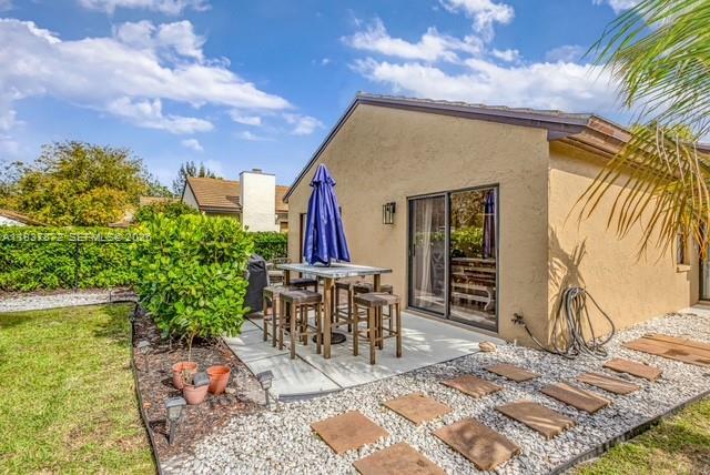 Building Photo - 83 Ironwood Way N