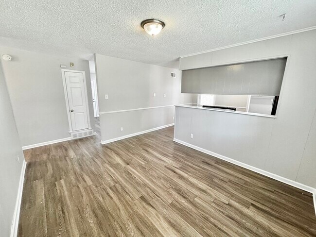 Building Photo - 3688 Mozelle St