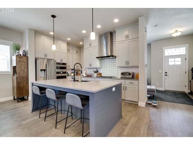 Building Photo - Beautiful Contemporary Home in Hillsboro near Reed's Crossing