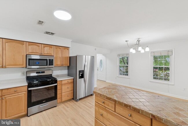 Building Photo - 13412 Princedale Dr