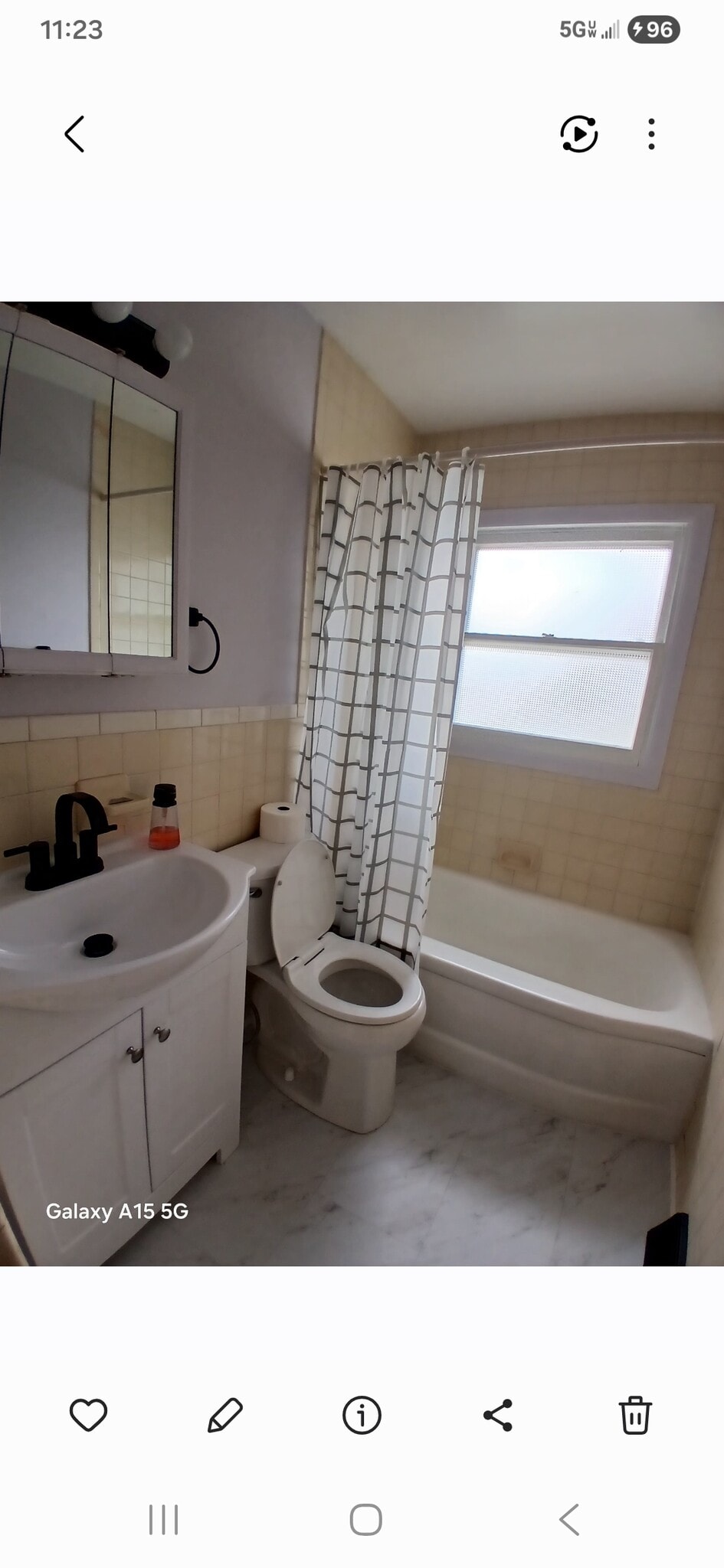 Building Photo - 304 Marshall St