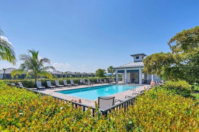 Building Photo - 14071 Heritage Landing Blvd