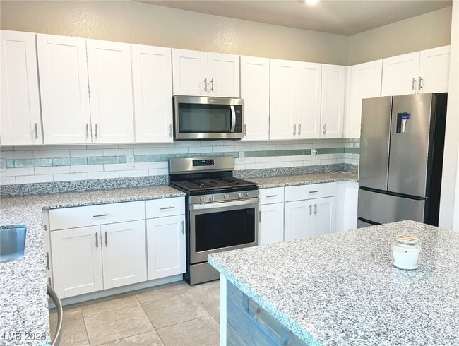 Building Photo - 4461 Lantern Point Ave