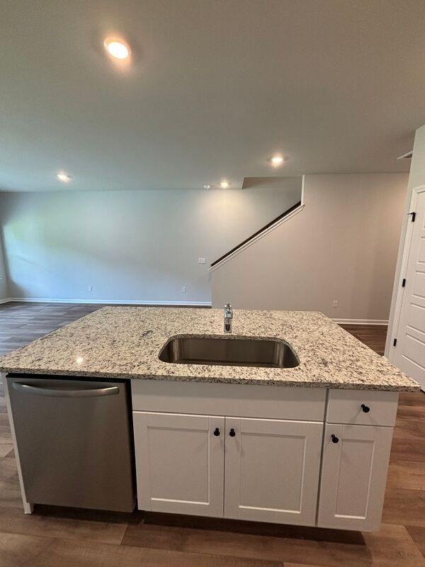 Building Photo - 8010 Triggerfish Wy