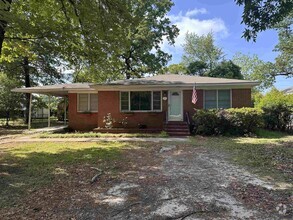 Building Photo - 313 Cherokee Dr