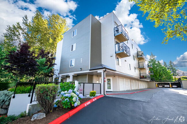 Building Photo - West Mall Place Apartment Homes