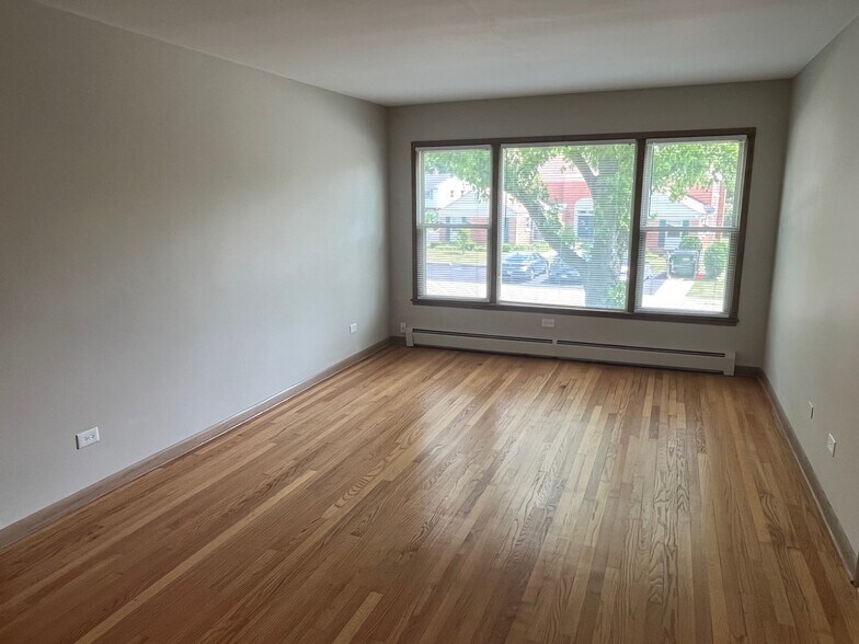 Building Photo - 1334 Woodview Ln