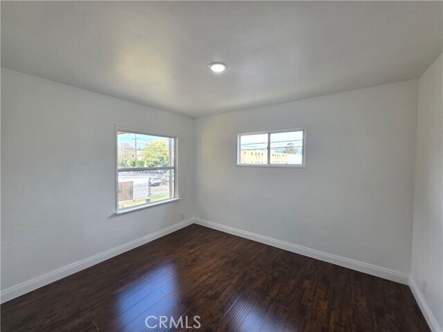Building Photo - 8706 Parthenia Pl