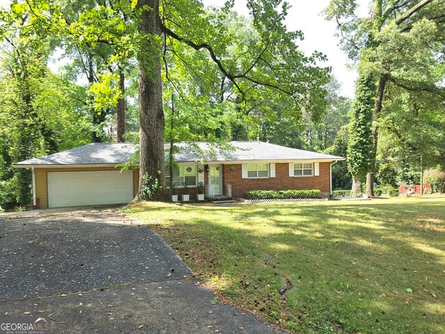 Building Photo - 3596 Indian Rock Rd SW