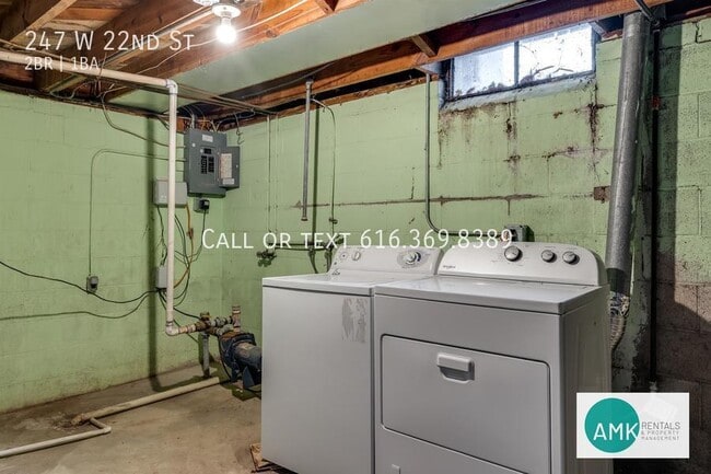 Building Photo - 247 W 22nd St