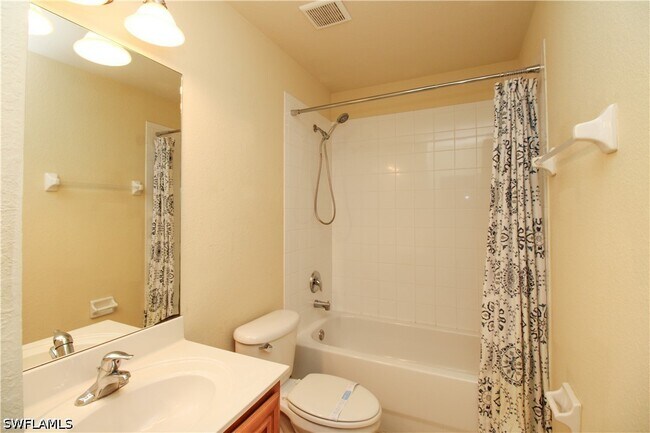 Building Photo - 9051 Gervais Cir