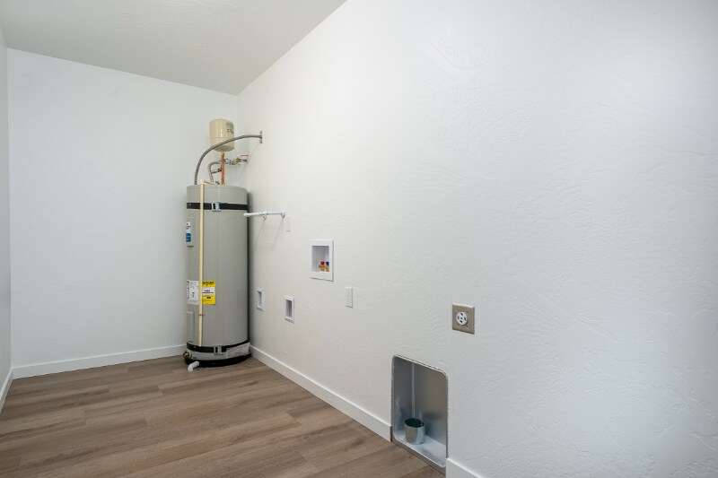 Building Photo - 124 W View Dr