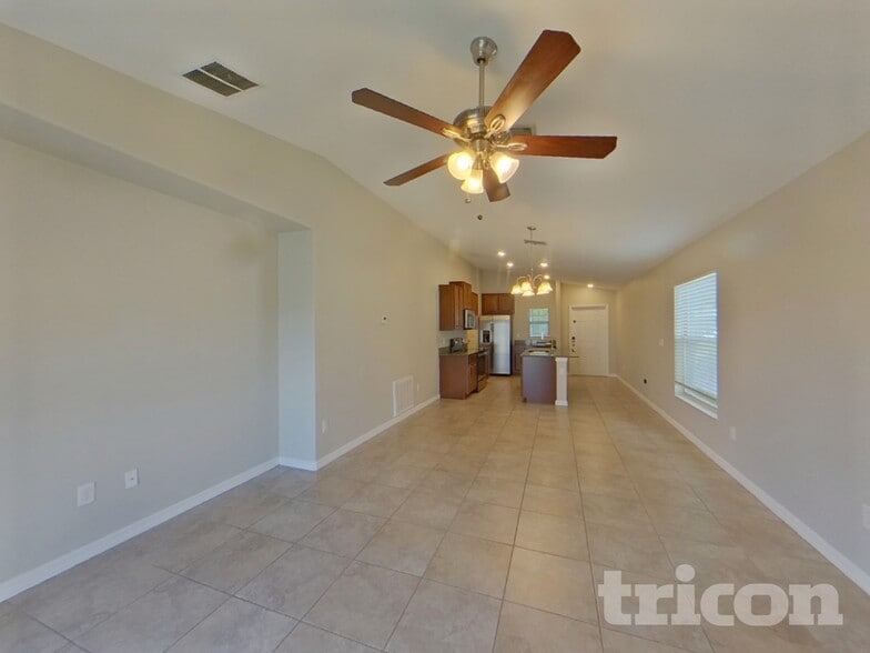 Building Photo - 12742 Lemon Pepper Dr