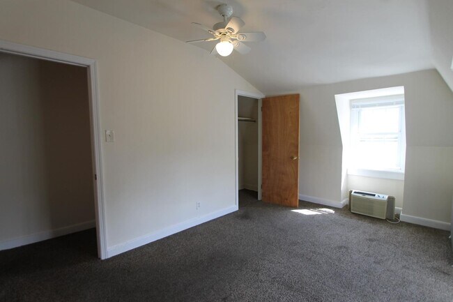 Building Photo - 7174 Germantown Ave