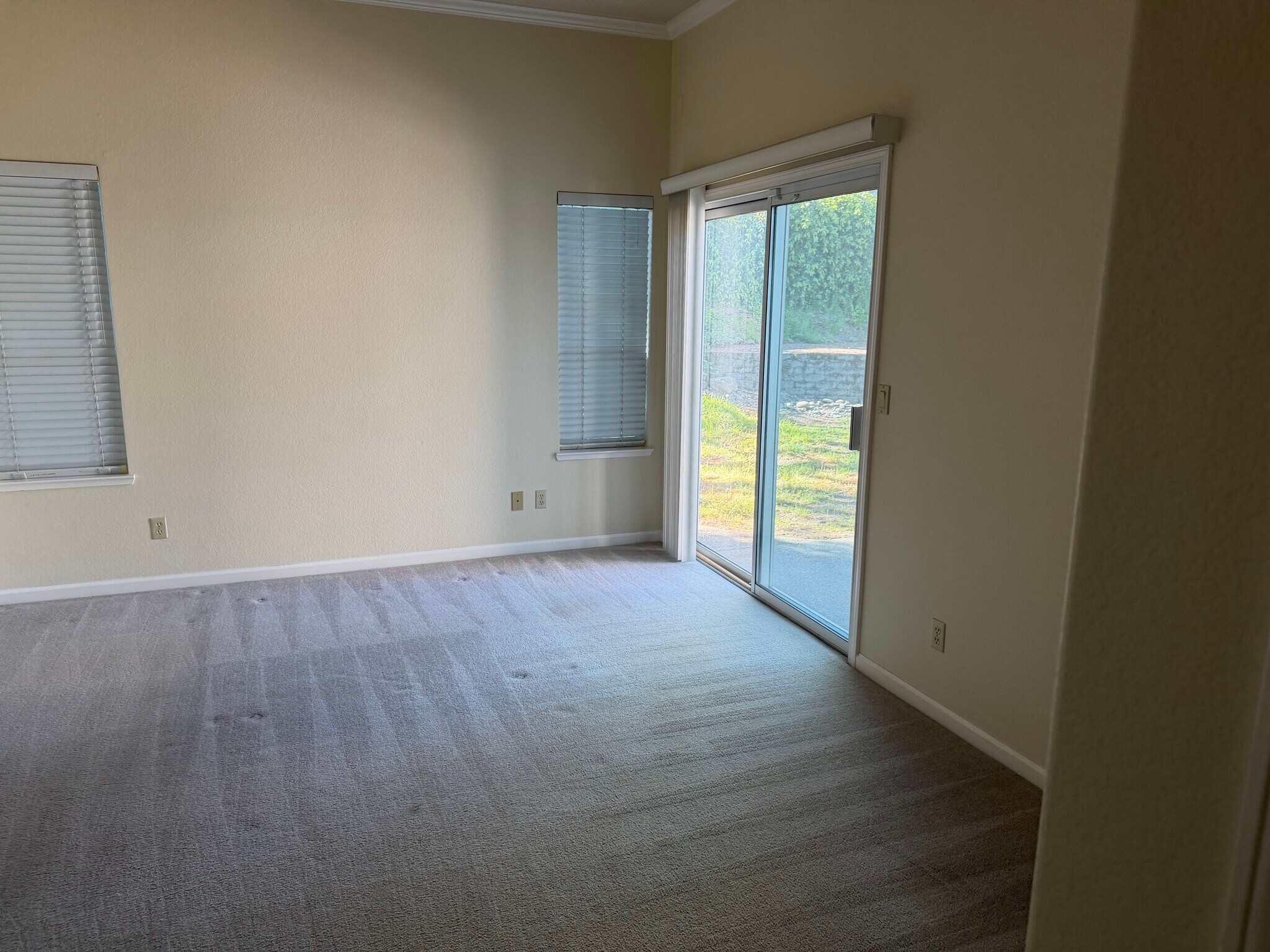 Building Photo - 4933 Charter Rd