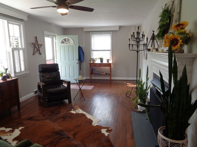 Building Photo - Charming Ardmore Home