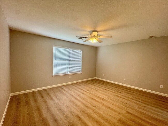 Building Photo - 18714 Desert Marigold Dr