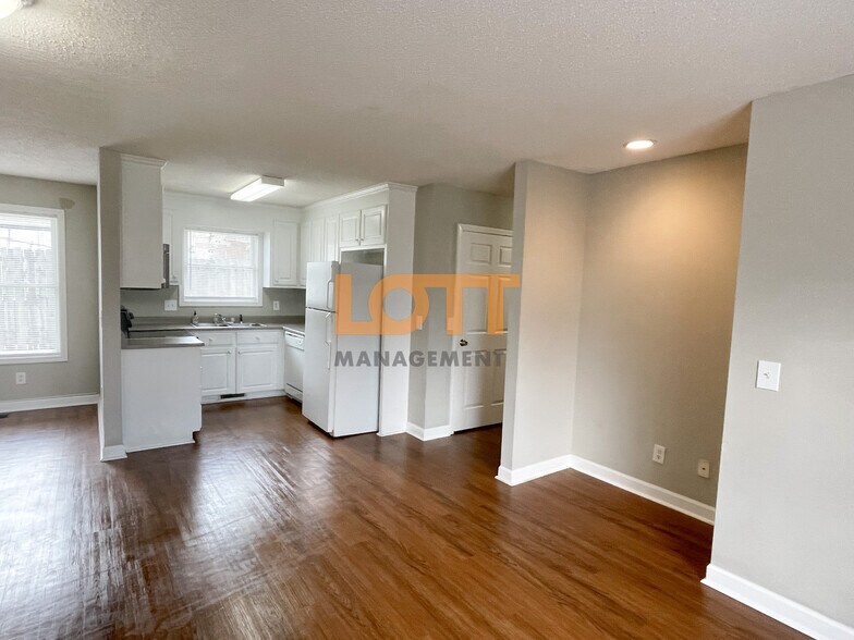 Building Photo - 101 Northview Dr