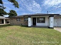 Building Photo - 2713 Volpe Dr
